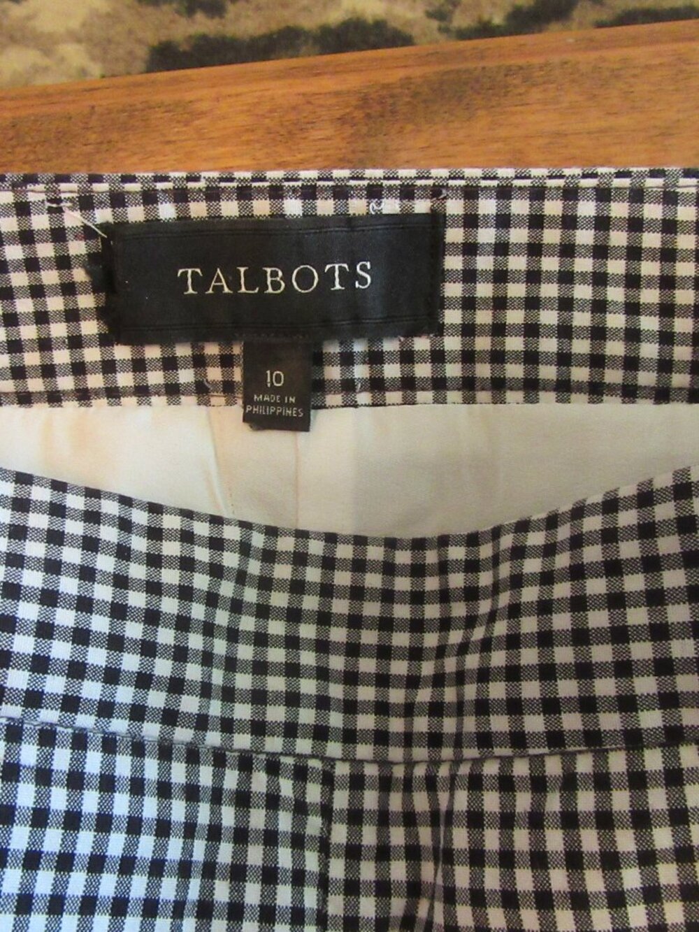 Talbots Capri Pants Navy and White Gingham Miniature Pattern